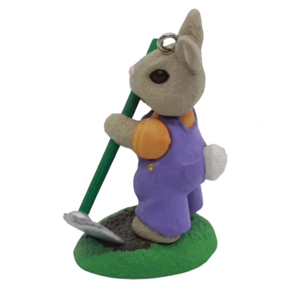 Hallmark 1994 “Filling Time” Easter Ornament